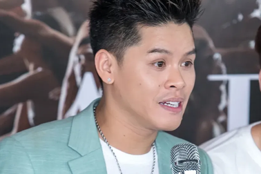 John Huy Trần mất 4 năm xây dựng câu chuyện ô nhiễm môi trường lên sàn diễn