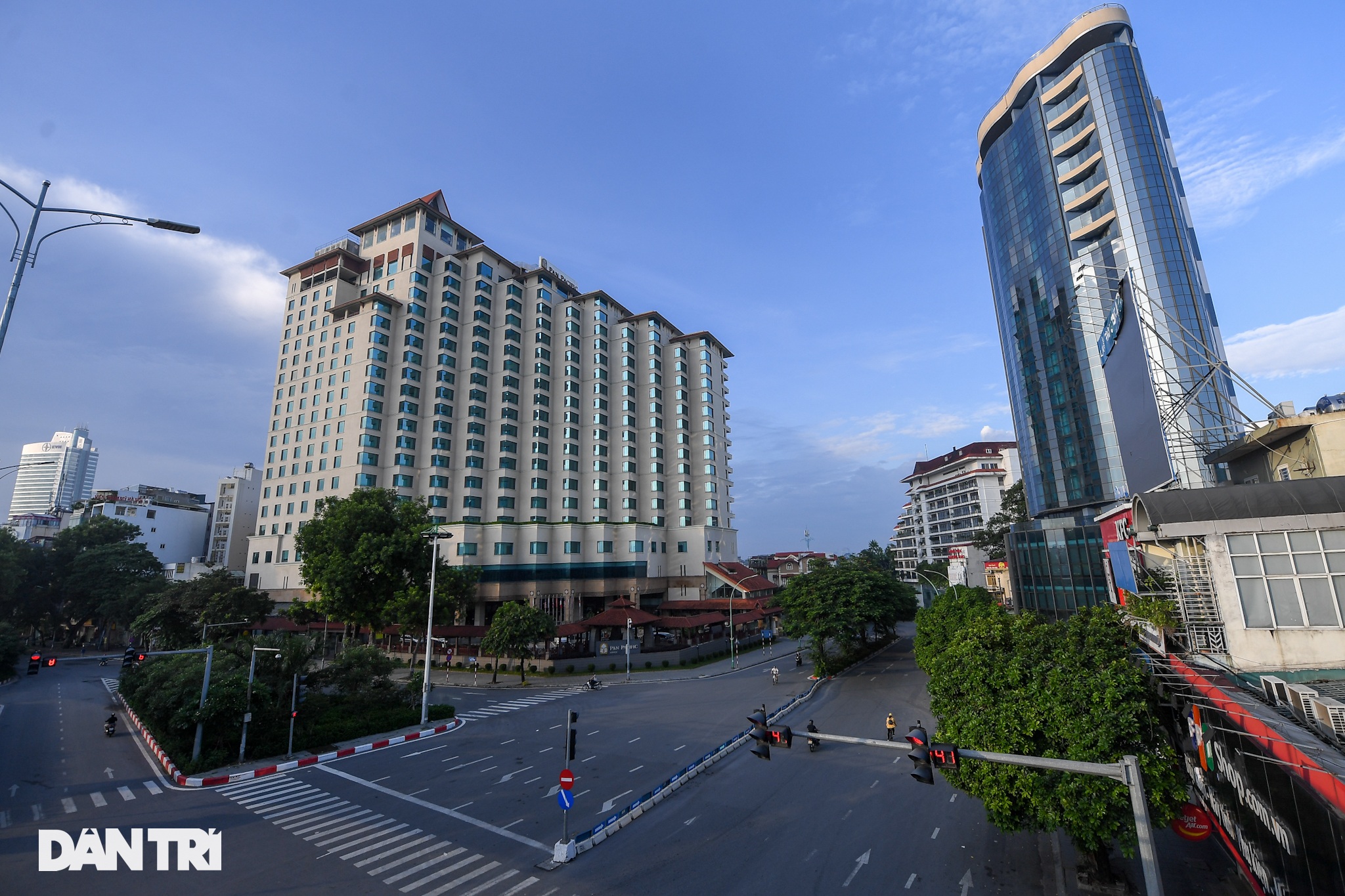 Giao thông vùng xanh ở Hà Nội nhộn nhịp trở lại sau quy định nới lỏng - 1 Giao thông vùng xanh ở Hà Nội nhộn nhịp trở lại sau quy định nới lỏng - 1