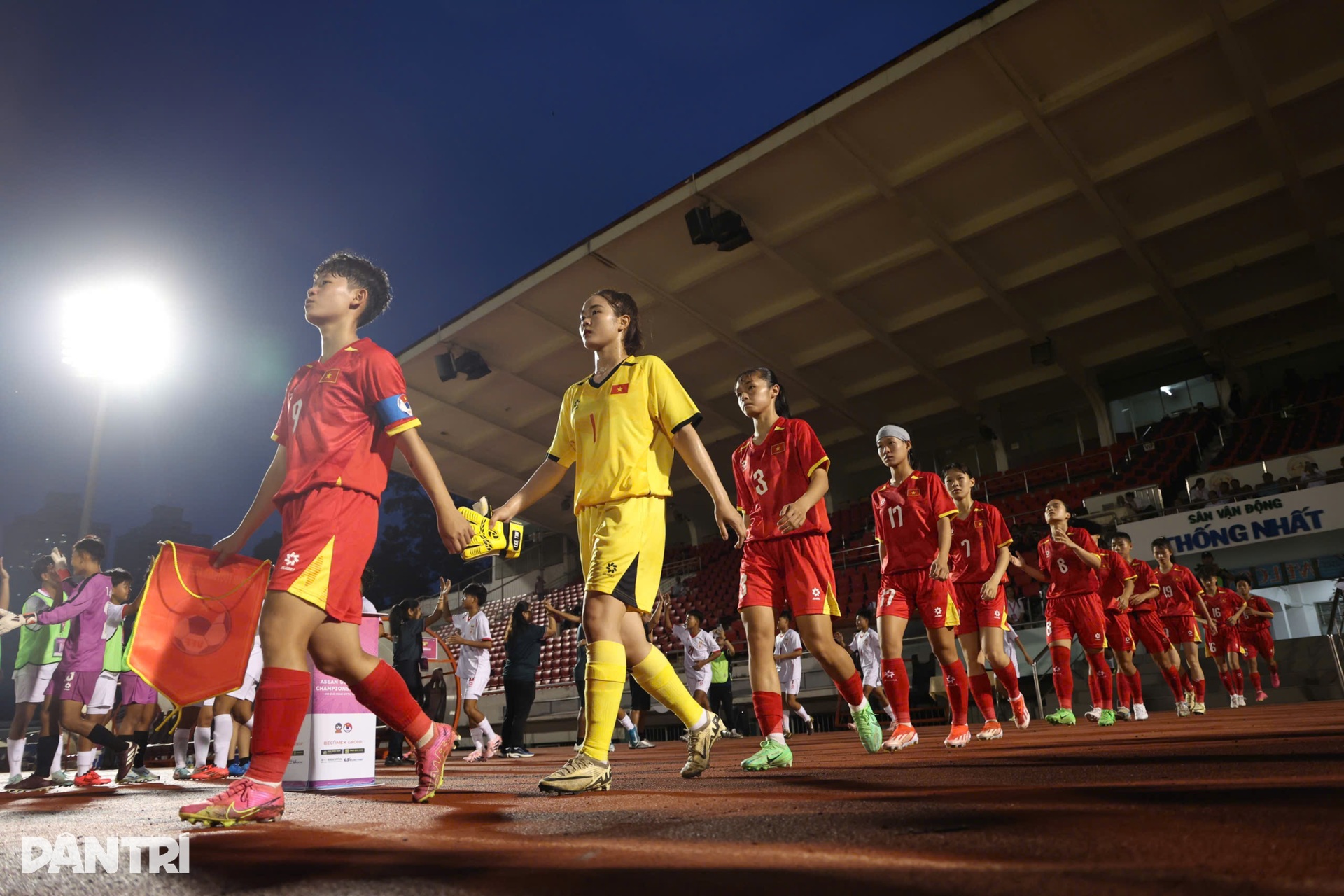 U19 nữ Việt Nam xuất sắc chiến thắng ở trận ra quân giải Đông Nam Á 2025 - 2 U19 nữ Việt Nam xuất sắc chiến thắng ở trận ra quân giải Đông Nam Á 2025 - 2