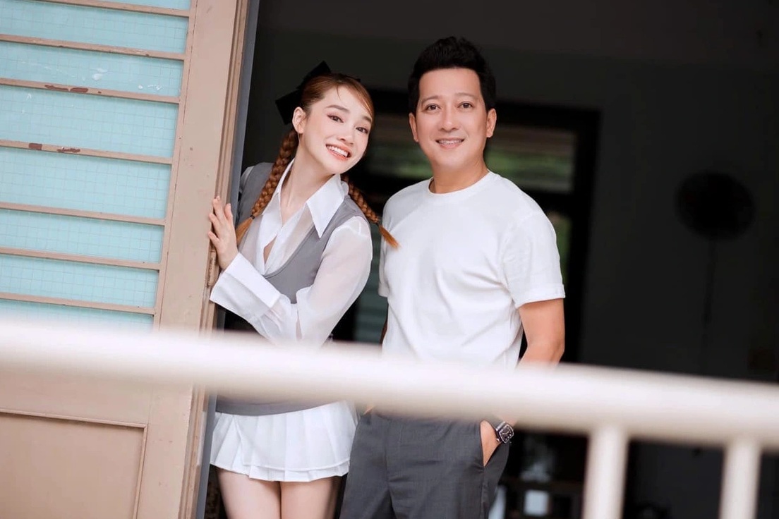 Nhã Phương - Trường Giang: 7 năm viên mãn, ở nhà vườn 70 tỷ đồng