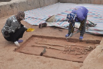 Phát hiện mộ cổ 4.000 năm của nhà quý tộc ở Hà Nội với đồ quý bằng đá ngọc