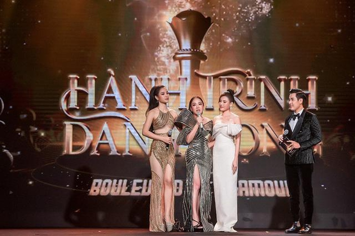 Hành trình danh vọng: Bữa tiệc hoành tráng cho một năm đột phá của KIS22 - 4 Hành trình danh vọng: Bữa tiệc hoành tráng cho một năm đột phá của KIS22 - 4