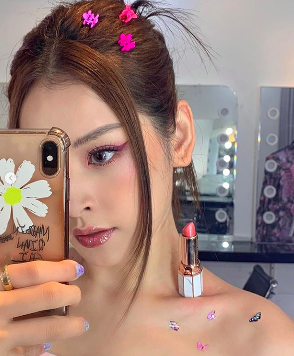 Điểm lại những trào lưu giới trẻ làm mưa làm gió cộng đồng mạng 2020 (P1) - 1 Điểm lại những trào lưu giới trẻ làm mưa làm gió cộng đồng mạng 2020 (P1) - 1