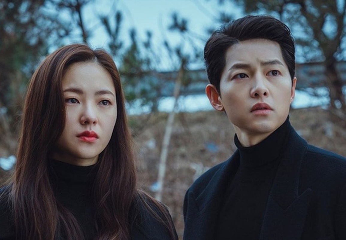 2 năm sau ly hôn Song Hye Kyo, Song Joong Ki bị bắt gặp hò hẹn - 2 2 năm sau ly hôn Song Hye Kyo, Song Joong Ki bị bắt gặp hò hẹn - 2