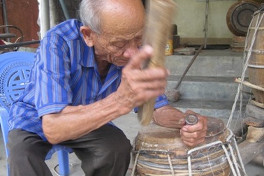 Làng trống rộn rã vào mùa Vu Lan