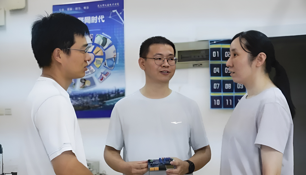 Chàng trai SN 2002 tốt nghiệp cao đẳng, từ chối chức danh phó giáo sư - 3 Chàng trai SN 2002 tốt nghiệp cao đẳng, từ chối chức danh phó giáo sư - 3