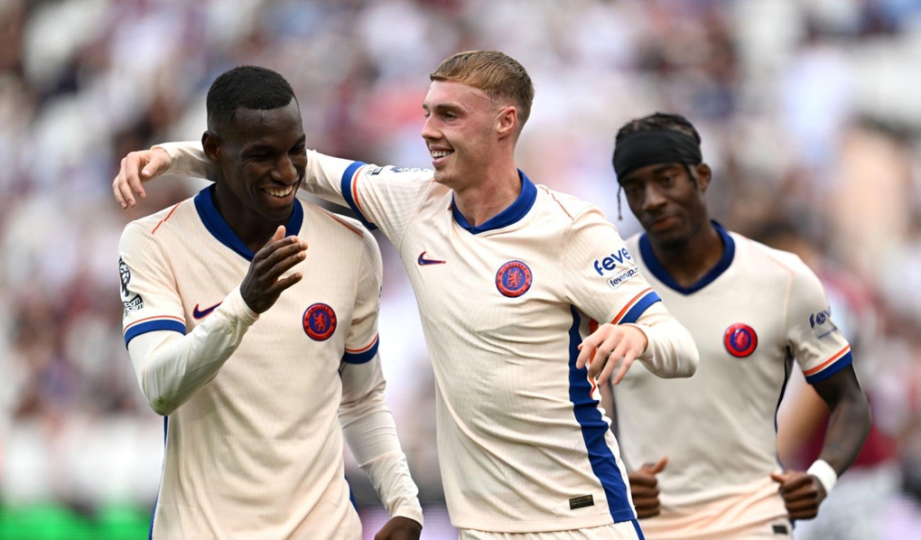 Chelsea bất ngờ áp sát ngôi đầu bảng của Man City - 1 Chelsea bất ngờ áp sát ngôi đầu bảng của Man City - 1