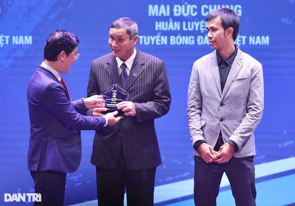HLV Mai Đức Chung: Từng có lúc tôi còn không hình dung World Cup ra sao - 1 HLV Mai Đức Chung: Từng có lúc tôi còn không hình dung World Cup ra sao - 1