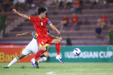 U22 Việt Nam thăng tiến mạnh, HLV U22 Thái Lan nói lời thật lòng