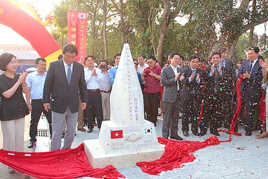 Khánh thành tuyến đường mang tên Hàn Quốc tại TP Vinh