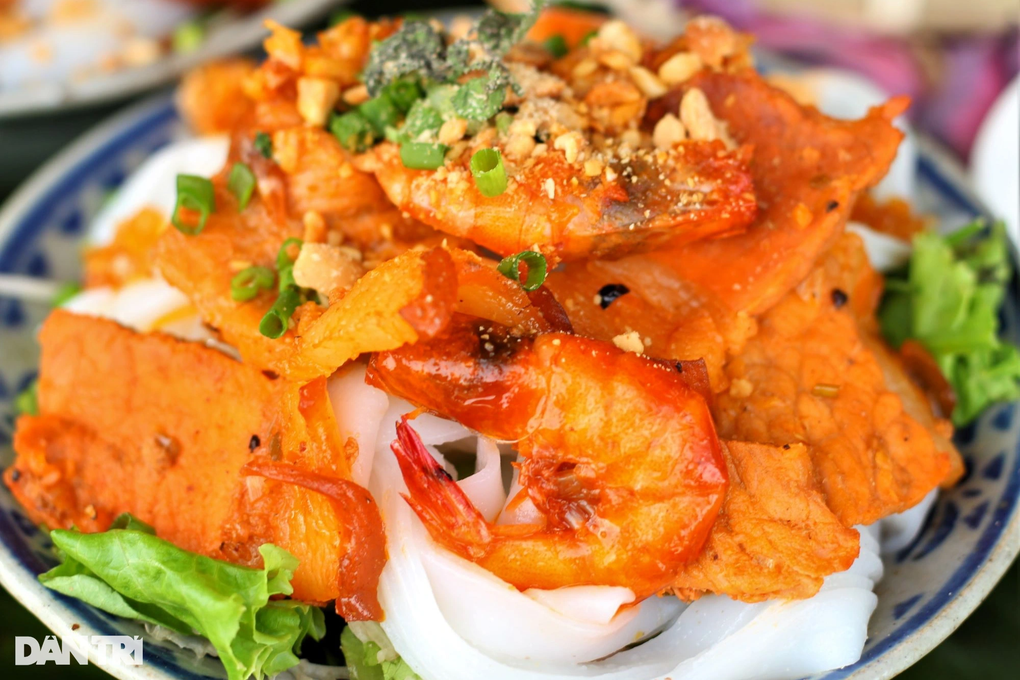 Cuộc thi mì quảng ở ngôi làng được xem là sản sinh ra món ăn này - 8 Cuộc thi mì quảng ở ngôi làng được xem là sản sinh ra món ăn này - 8