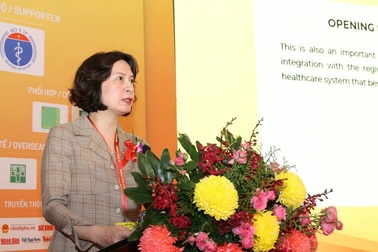 Xây dựng nghị quyết đột phá về phát triển y tế, tiến tới miễn viện phí