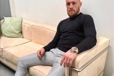 Pacquiao bất ngờ ngỏ ý thách đấu với McGregor