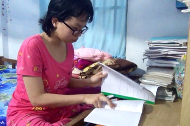 Nữ sinh ung thư “nhịn” vào hóa chất để đi thi xét tuyển đại học