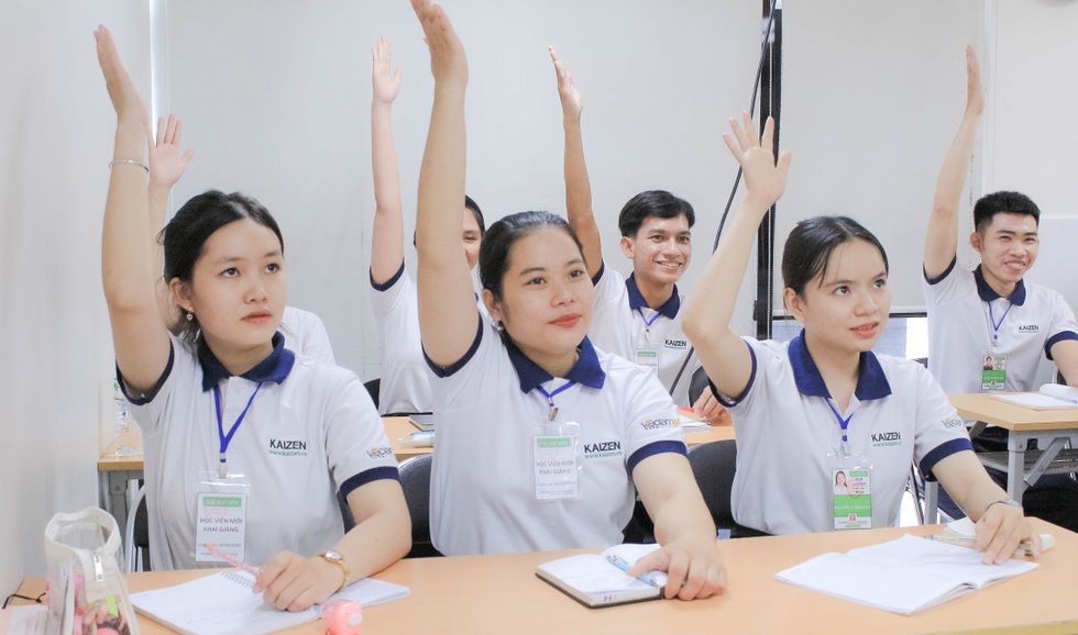 Đi nước ngoài làm việc chỉ để kiếm tiền là sai lầm? - 6 Đi nước ngoài làm việc chỉ để kiếm tiền là sai lầm? - 6