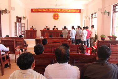 Phó trưởng ban dân vận huyện lãnh 6 tháng tù vì tội đánh bạc