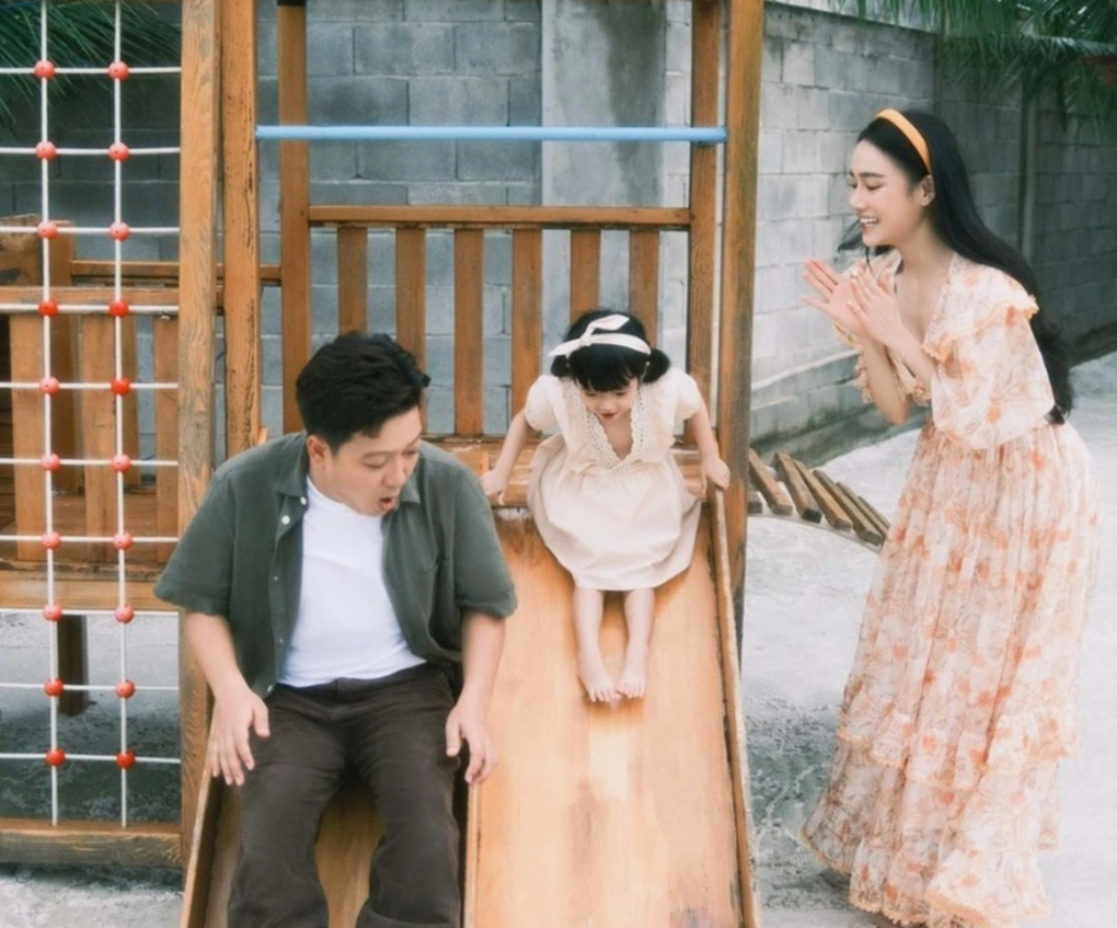 Trường Giang tuổi 40: Giàu có sống bình dị như nông dân, nổi tiếng sợ vợ - 9 Trường Giang tuổi 40: Giàu có sống bình dị như nông dân, nổi tiếng sợ vợ - 9