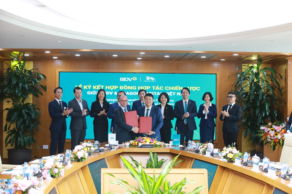BIDV và Dragon Capital Việt Nam ký hợp tác quản lý tài sản khách hàng cao cấp - 2 BIDV và Dragon Capital Việt Nam ký hợp tác quản lý tài sản khách hàng cao cấp - 2