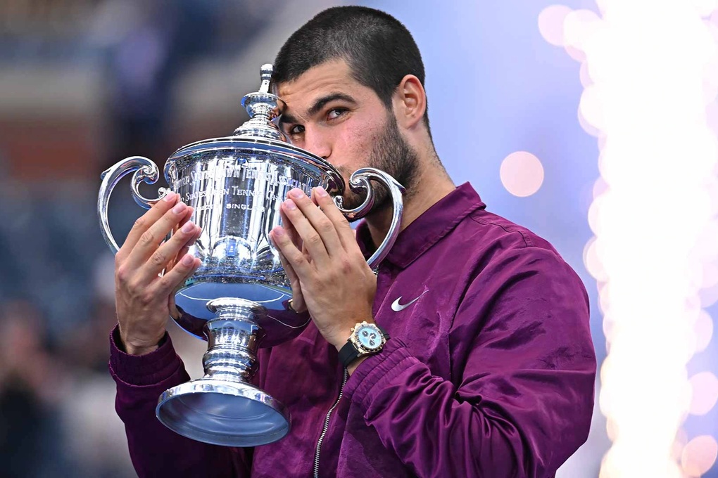 Alcaraz hạnh phúc sau khi vô địch US Open, lên ngôi số một thế giới - 1