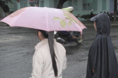 Áp thấp nhiệt đới gây mưa tại miền Bắc và miền Trung 