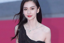 Angelababy đẹp xuất sắc trên thảm đỏ LHP Busan