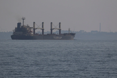 Nga tấn công cảng của Ukraine, Kiev "ăn miếng trả miếng"