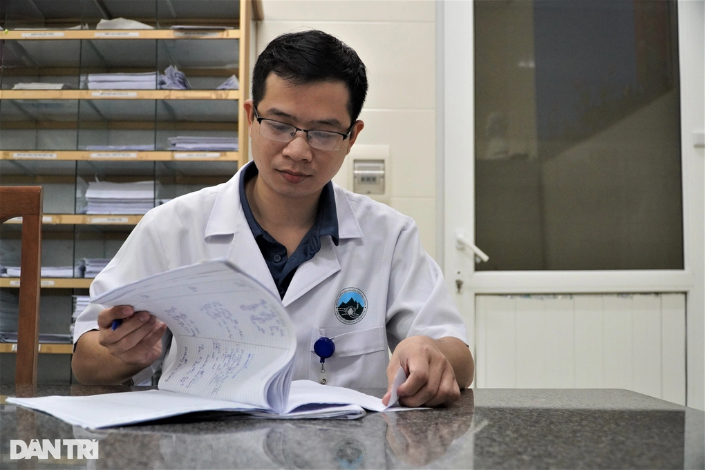 Cảnh sát mạnh tay xử lý nồng độ cồn và sự khác thường trong bệnh viện - 2 Cảnh sát mạnh tay xử lý nồng độ cồn và sự khác thường trong bệnh viện - 2