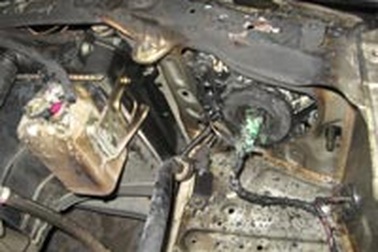 Xe Zace tự nhiên bốc cháy, khách hàng đòi kiện Toyota 