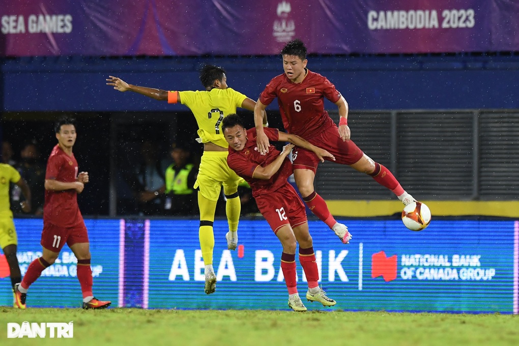 Muốn thắng Thái Lan, U22 Việt Nam phải đảm bảo thể lực - 2 Muốn thắng Thái Lan, U22 Việt Nam phải đảm bảo thể lực - 2