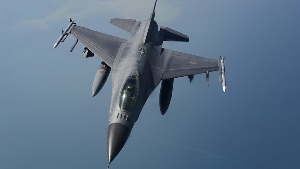 Mỹ nói F-16 không phải vũ khí thay đổi cuộc chơi nếu cấp cho Kiev - 1 Mỹ nói F-16 không phải vũ khí thay đổi cuộc chơi nếu cấp cho Kiev - 1