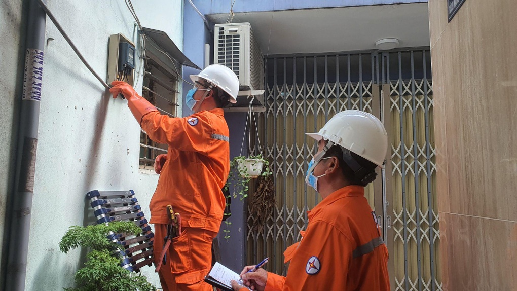 Điện lực TPHCM mách bí quyết tiết kiệm điện mùa nắng nóng - 1 Điện lực TPHCM mách bí quyết tiết kiệm điện mùa nắng nóng - 1
