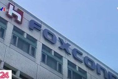 Nhà máy sản xuất thiết bị công nghệ thuê học sinh để làm việc