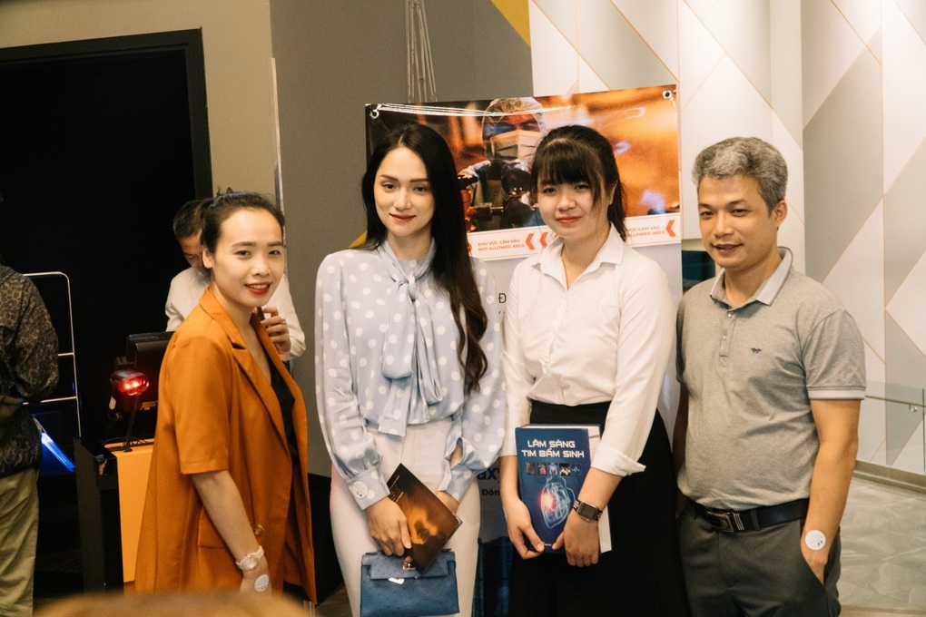 Phim tài liệu về Covid-19 của đạo diễn Bùi Thạc Chuyên gây xúc động - 2 Phim tài liệu về Covid-19 của đạo diễn Bùi Thạc Chuyên gây xúc động - 2