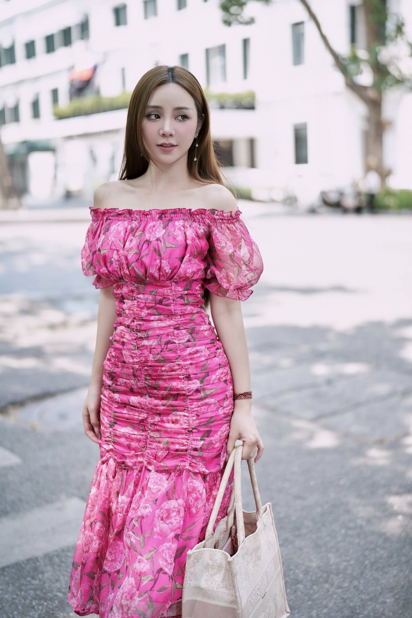 Quỳnh Kool: Độc thân, xinh đẹp và gợi cảm ở tuổi 30 - 13