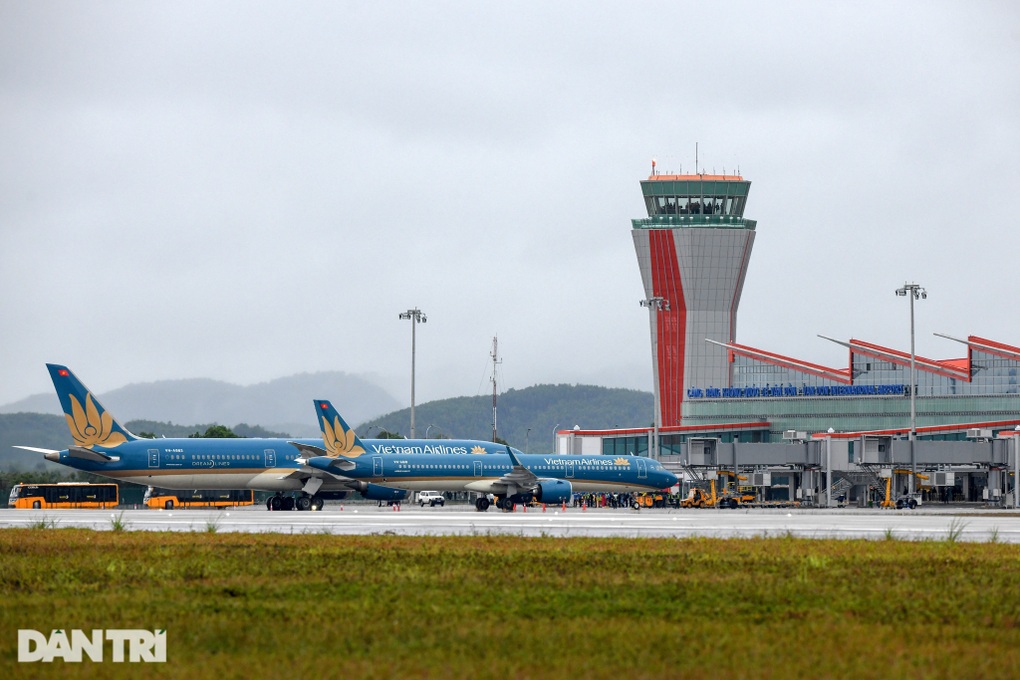 Bài toán thu hút vốn tư nhân xây dựng sân bay - 2 Bài toán thu hút vốn tư nhân xây dựng sân bay - 2