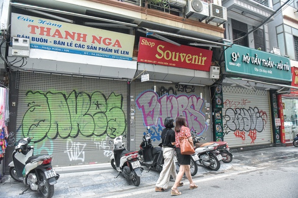 Đại dịch Covid-19 “thổi bay” 55.000 tỷ đồng doanh thu dịch vụ lưu trú - 2