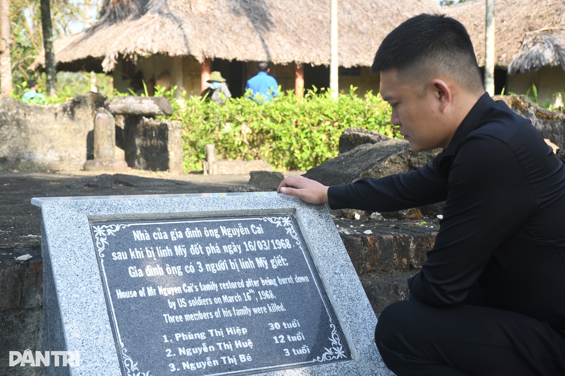 Cựu binh Mỹ kéo vĩ cầm xoa dịu nỗi đau thảm sát Sơn Mỹ - 9 Cựu binh Mỹ kéo vĩ cầm xoa dịu nỗi đau thảm sát Sơn Mỹ - 9