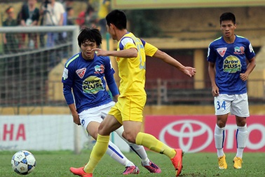 Hai thái cực của trung tâm đào tạo trẻ HA Gia Lai và SL Nghệ An