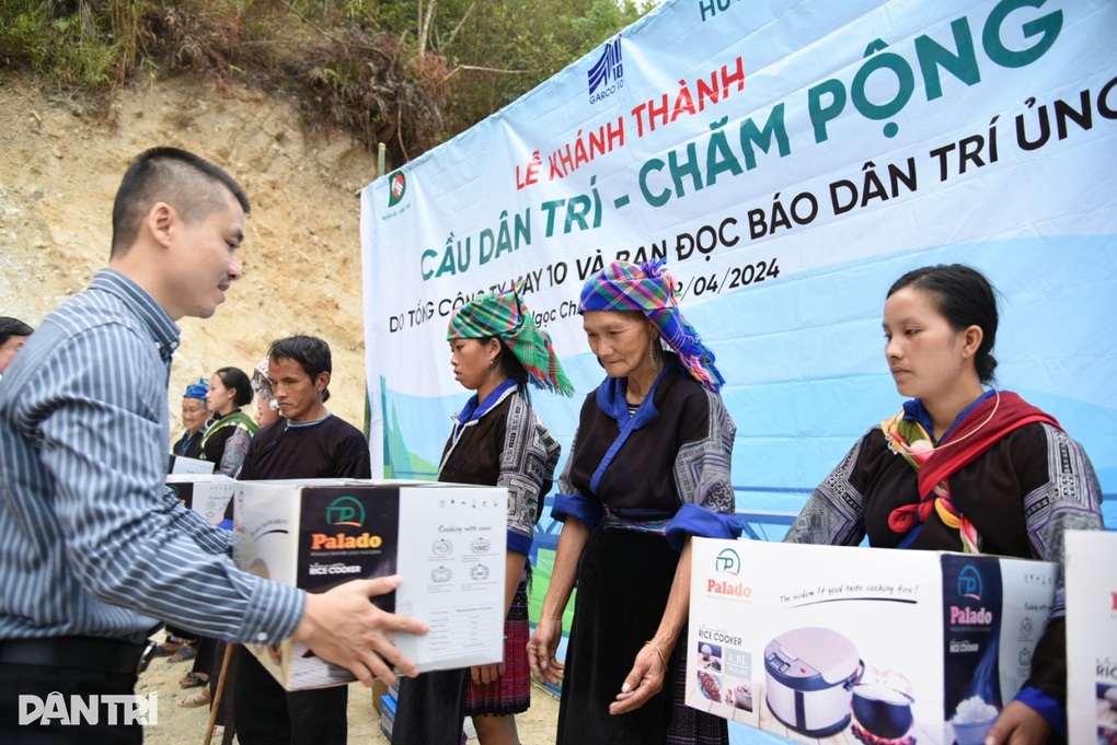 Khánh thành cầu Dân trí: Cây cầu có ý nghĩa chiến lược phát triển kinh tế - 2 Khánh thành cầu Dân trí: Cây cầu có ý nghĩa chiến lược phát triển kinh tế - 2