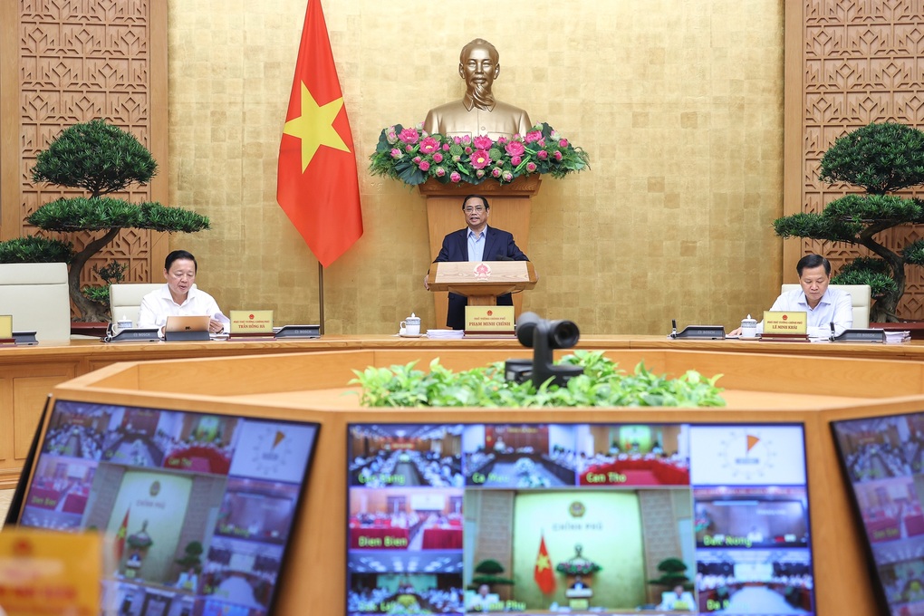 Thủ tướng chỉ đạo Bộ Công Thương kiên quyết không để thiếu điện, xăng dầu - 2 Thủ tướng chỉ đạo Bộ Công Thương kiên quyết không để thiếu điện, xăng dầu - 2