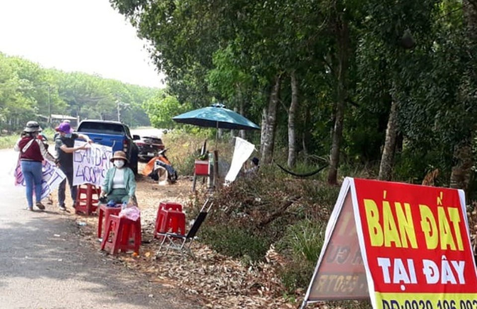 Giá đất nhiều nơi tăng khủng, nhà đầu tư đau đầu rót tiền vào đâu... - 1 Giá đất nhiều nơi tăng khủng, nhà đầu tư đau đầu rót tiền vào đâu... - 1