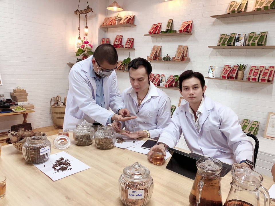 Công ty Rồng Nhỏ Kim Tiểu Long hướng tới thương hiệu uy tín, sản phẩm chất lượng - 3 Công ty Rồng Nhỏ Kim Tiểu Long hướng tới thương hiệu uy tín, sản phẩm chất lượng - 3