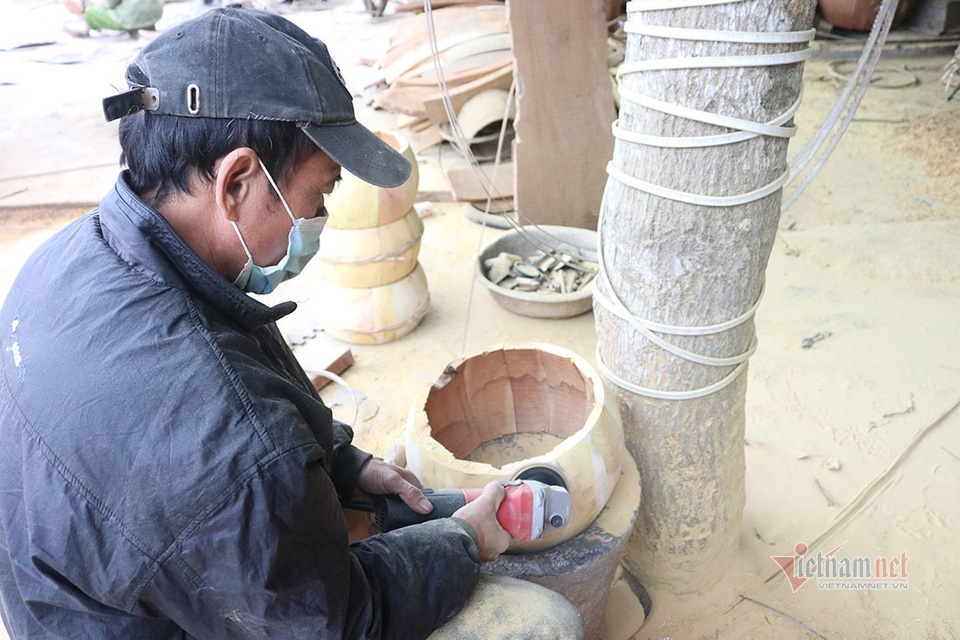 Hậu duệ 9 đời làm trống lý giải bí quyết chọn da trâu - 2