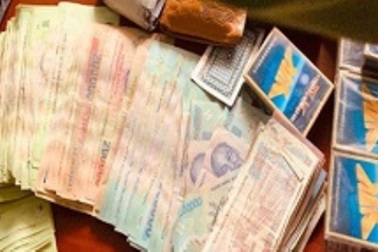 Bắt giữ 24 đối tượng đánh bạc, thu gần 100 triệu đồng