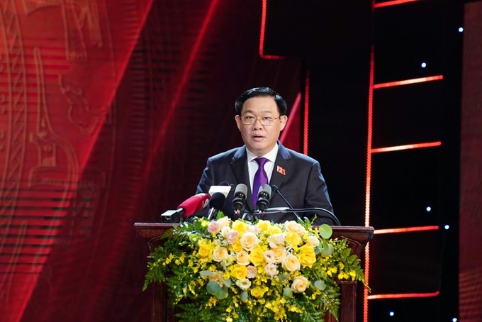 Chủ tịch Quốc hội Vương Đình Huệ phát biểu tại buổi lễ.
