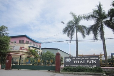 Siêu lừa: Lập nhóm "công ty" lấy tiền ngân hàng 