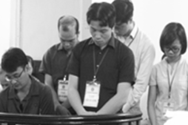 Nhóm cán bộ, bác sỹ Bệnh viện Nội tiết trung ương trục lợi tiền ngân sách