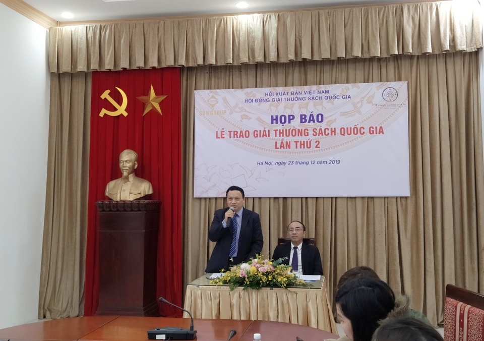 Giải thưởng Sách Quốc gia chọn được 2 Giải A trị giá hàng trăm triệu đồng - 1 Giải thưởng Sách Quốc gia chọn được 2 Giải A trị giá hàng trăm triệu đồng - 1