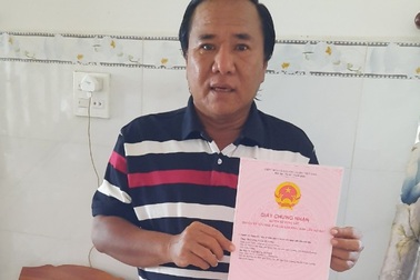 Bài 12: Chủ tịch tỉnh Kiên Giang lệnh chủ tịch huyện xem xét đền bù cho dân