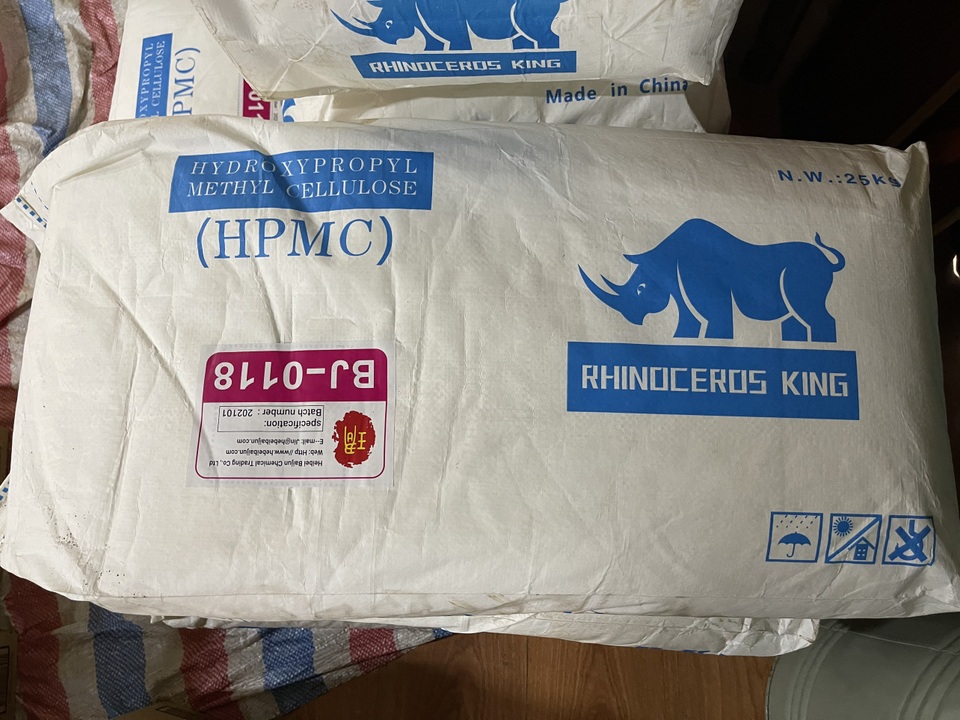 Cận cảnh cơ sở sản xuất nước giặt Thái Lan giả mạo quy mô lớn tại Hà Nội - 8 Cận cảnh cơ sở sản xuất nước giặt Thái Lan giả mạo quy mô lớn tại Hà Nội - 8
